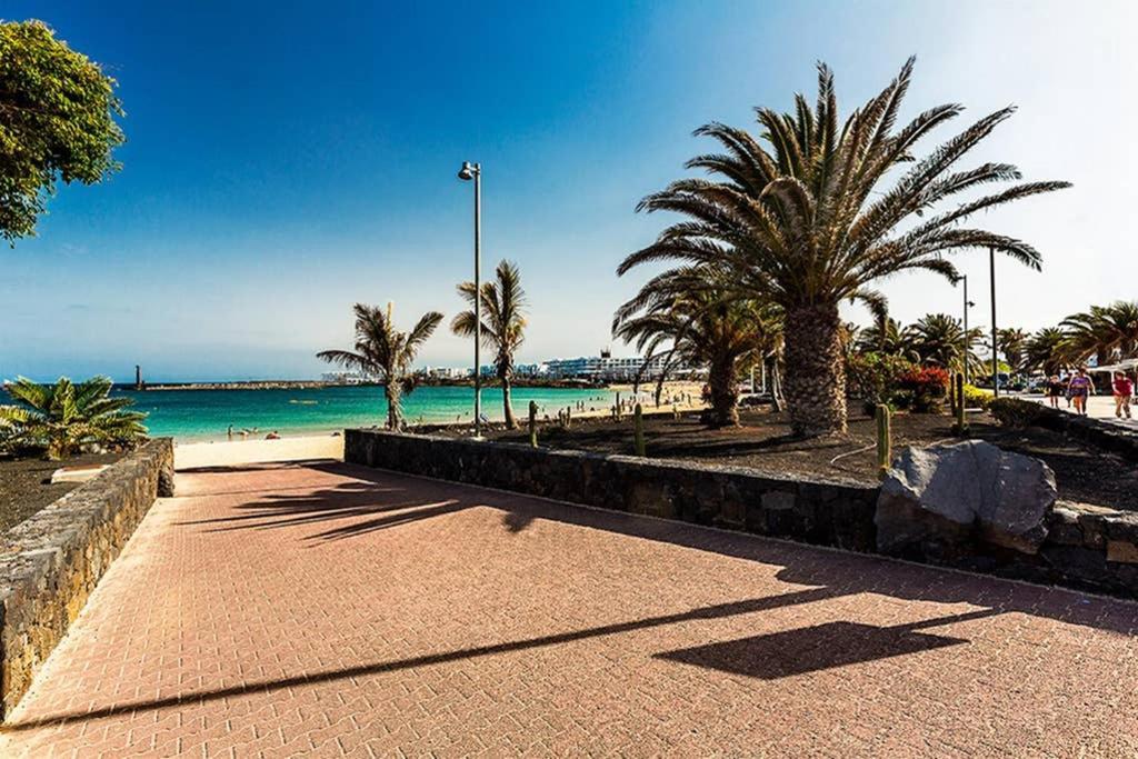 Vivienda Vacacional Ocean Pearl Costa Teguise Exterior foto